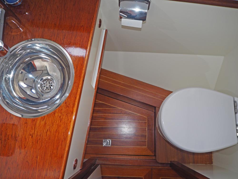 Cabin en avant, H&eacute;bergements